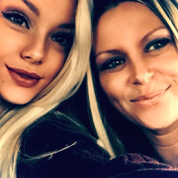 Toni - Picture 11 of 16